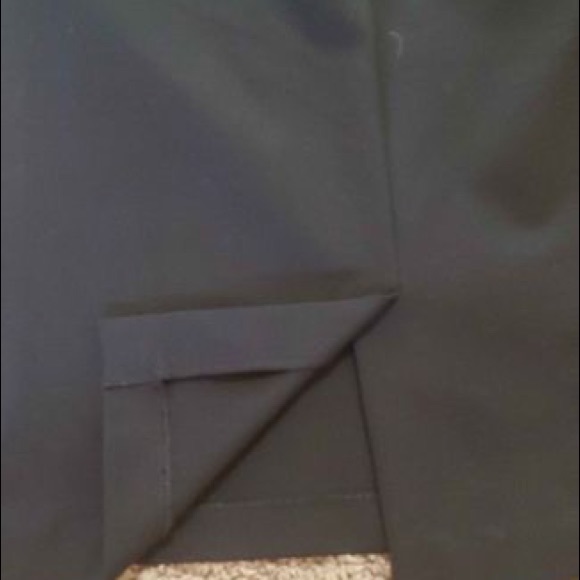 LIKE NEW A NEW DAY Black Pencil Skirt with Pockets (Size 10) - Picture 3 of 4